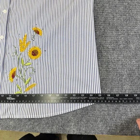 Quaker Factory by Jeanne Bice‎ XL Blue White Stripe Embroidered Sunflower Shirt - Picture 9 of 16